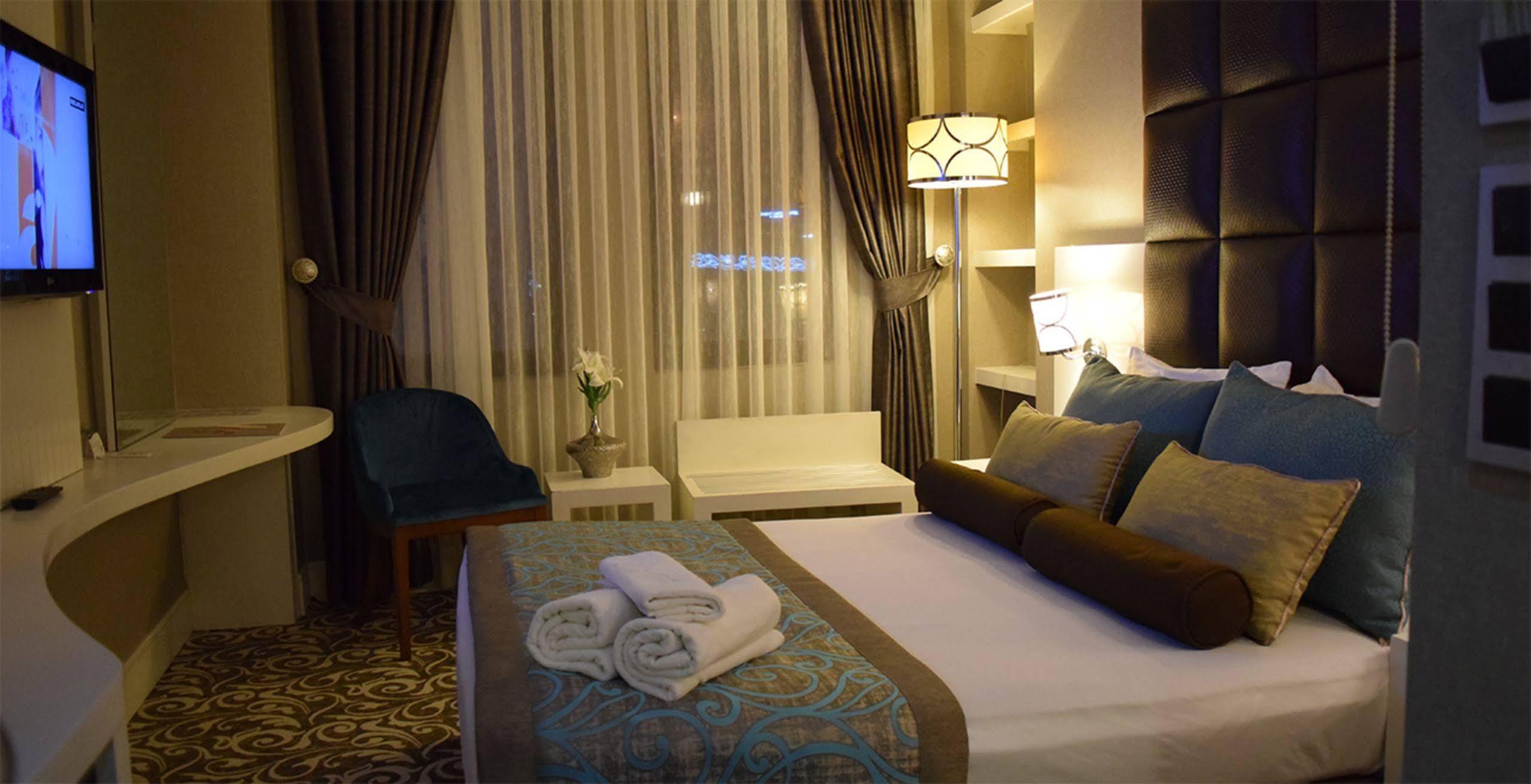 Taksim Line Hotel Istambul Exterior foto