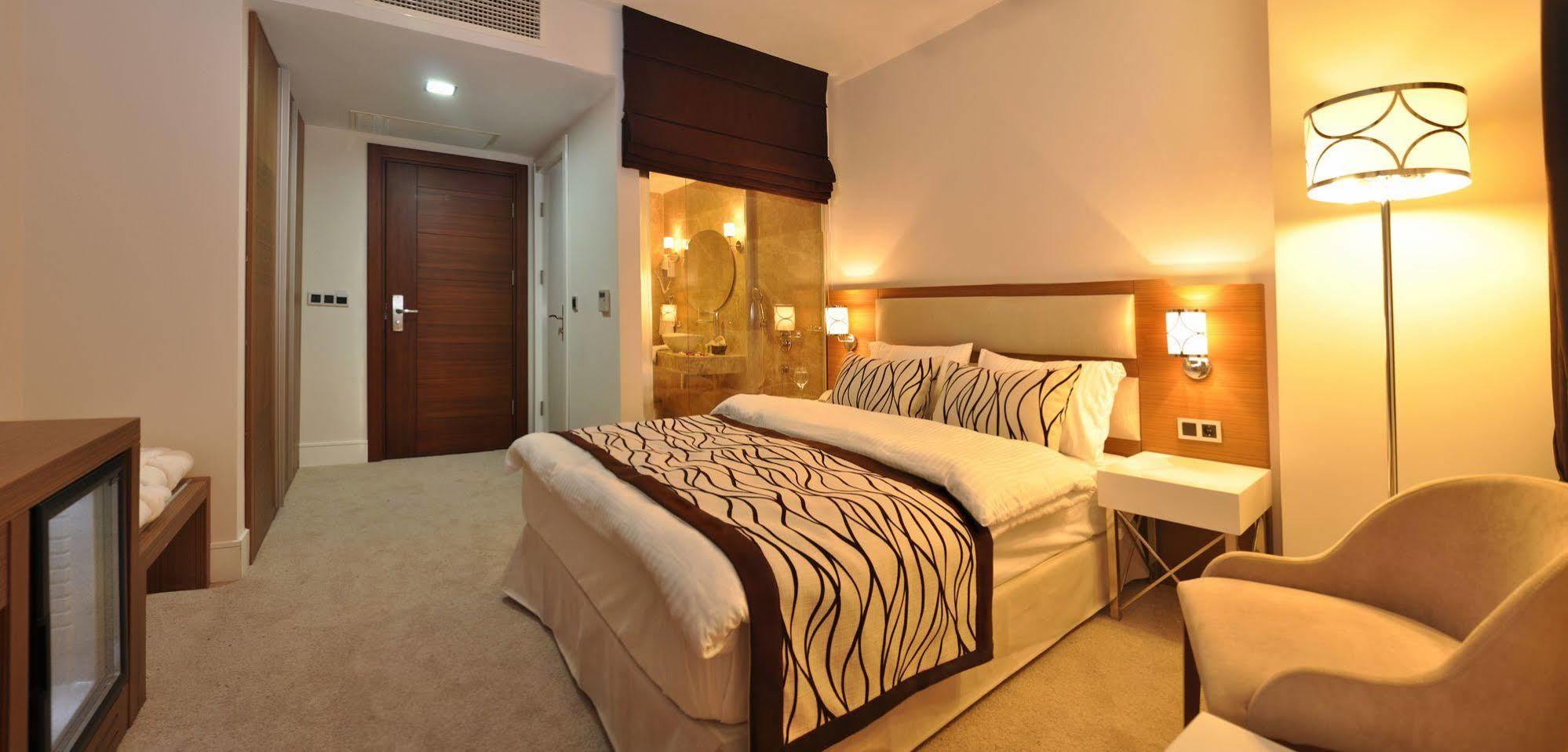 Taksim Line Hotel Istambul Exterior foto
